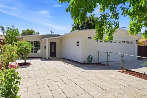Exterior - 170 S Gadsden Dr, Milpitas, CA 95035 photo 2 of 8