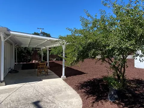 Exterior - 170 S Gadsden Dr, Milpitas, CA 95035 photo 5 of 8