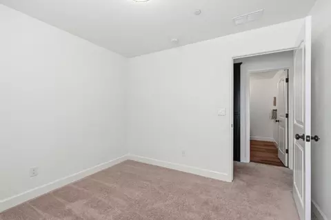 Entry Way - 5078 Palisade Ave, Merced, CA 95348 photo 2 of 3