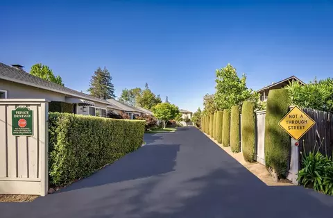 971-977 Oak Ln, Menlo Park, CA 94025