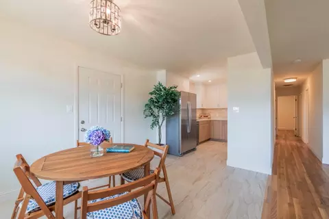 Dining - 1072 Carson St, Seaside, CA 93955 photo 2 of 4