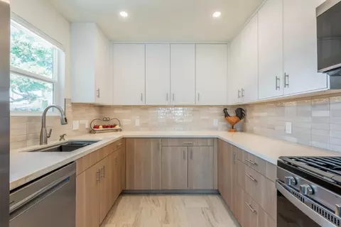 Kitchen - 1072 Carson St, Seaside, CA 93955 photo 1 of 3
