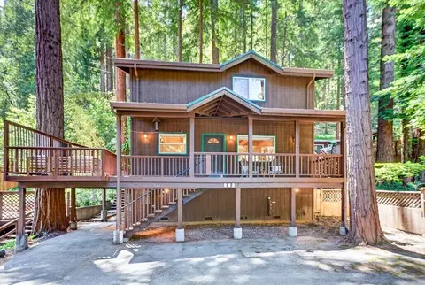 331 Acorn Dr, Boulder Creek, CA 95006