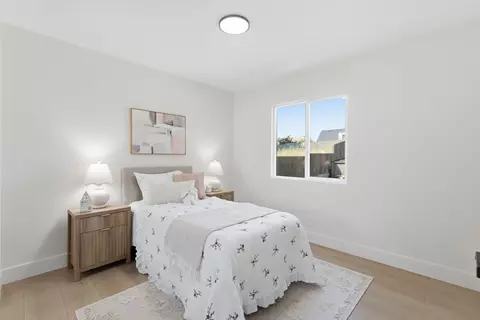 Bedroom - 483 Heathcliff Dr, Pacifica, CA 94044 photo 1 of 3