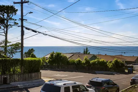 View/Area - 483 Heathcliff Dr, Pacifica, CA 94044 photo 1 of 5