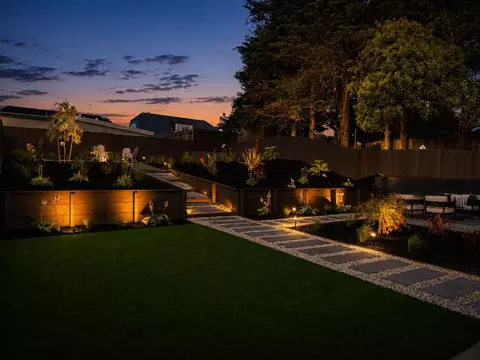 Exterior - 483 Heathcliff Dr, Pacifica, CA 94044 photo 3 of 9