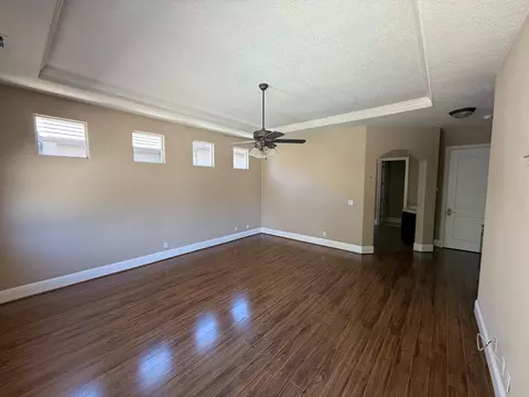 Living - Undisclosed, Turlock, CA 95382 photo 7 of 8