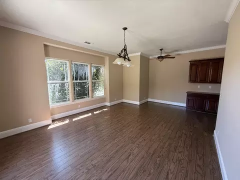 Living - Undisclosed, Turlock, CA 95382 photo 5 of 8