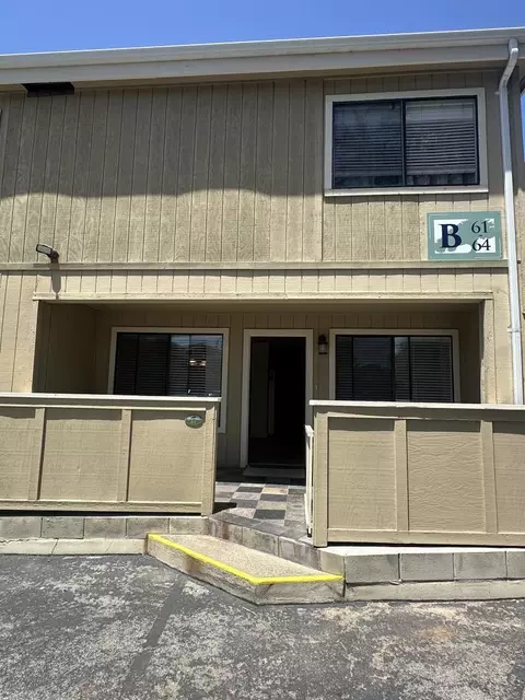 820 Casanova Ave 61, Monterey, CA 93940