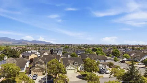 View/Area - 1774 Declaration St, Salinas, CA 93906 photo 6 of 7
