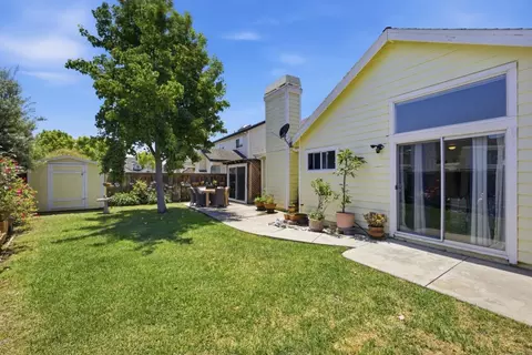 Exterior - 1774 Declaration St, Salinas, CA 93906 photo 7 of 11