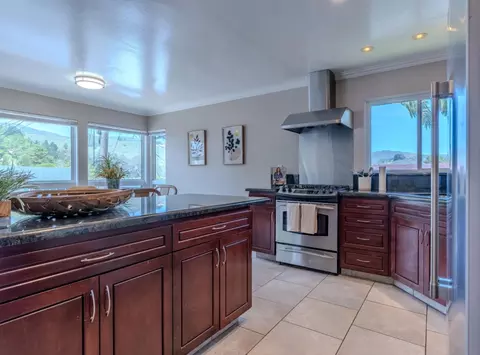 Kitchen - 1539 Terra Nova Blvd, Pacifica, CA 94044 photo 5 of 5