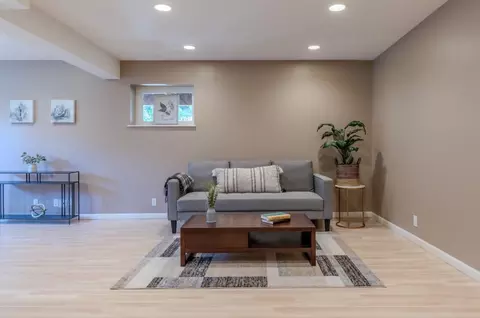 Living - 1539 Terra Nova Blvd, Pacifica, CA 94044 photo 2 of 2