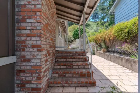 Exterior - 1539 Terra Nova Blvd, Pacifica, CA 94044 photo 3 of 7