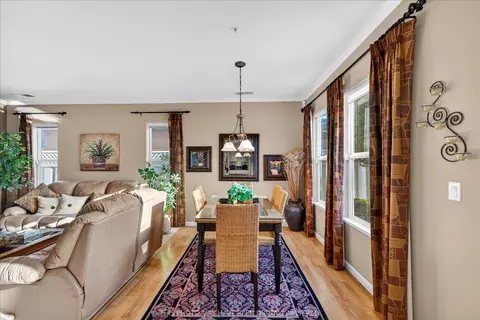 Dining - 1669 Stony Brook Dr, Salinas, CA 93906 photo 3 of 3