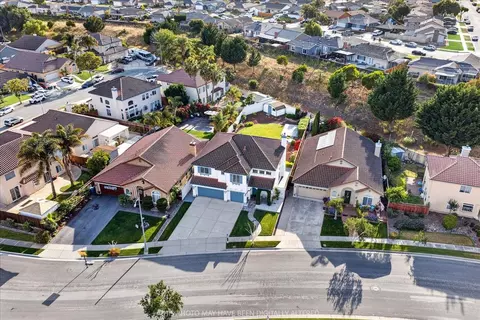 View/Area - 1669 Stony Brook Dr, Salinas, CA 93906 photo 2 of 8