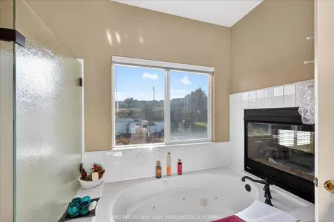 Bath - 1669 Stony Brook Dr, Salinas, CA 93906 photo 3 of 6
