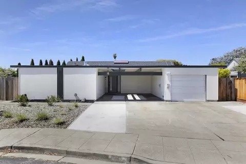 280 Pelican Ct, Foster City, CA 94404