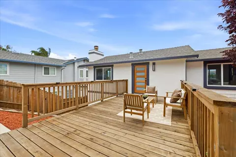 Exterior - 7480 Stagecoach Rd, Dublin, CA 94568 photo 9 of 15
