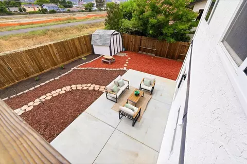 Exterior - 7480 Stagecoach Rd, Dublin, CA 94568 photo 6 of 15
