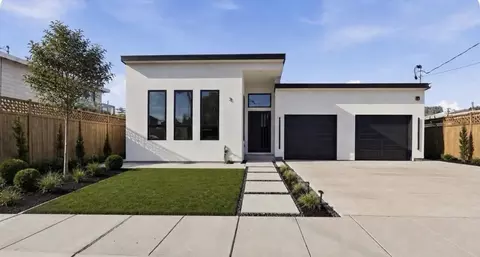8 Friendly Ct, Redwood City, CA 94063
