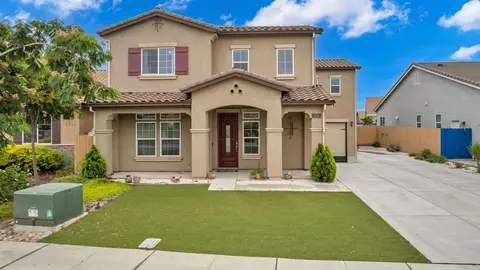 256 Gina St, Manteca, CA 95337