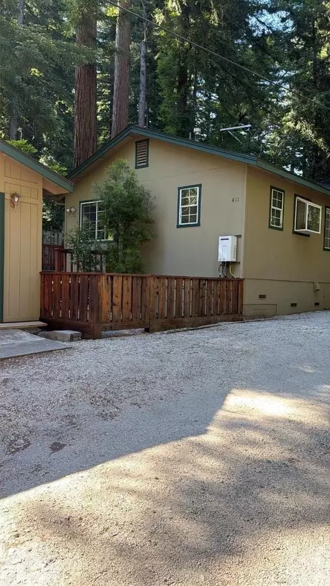 411 Manzanita Rd, Boulder Creek, CA 95006