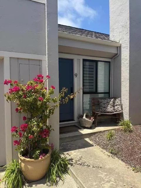 4000 Rio Rd 9, Carmel, CA 93923