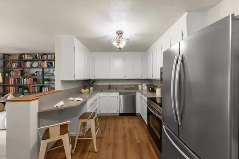 Kitchen - 3595 S Bascom Ave 27, Campbell, CA 95008 photo 2 of 3