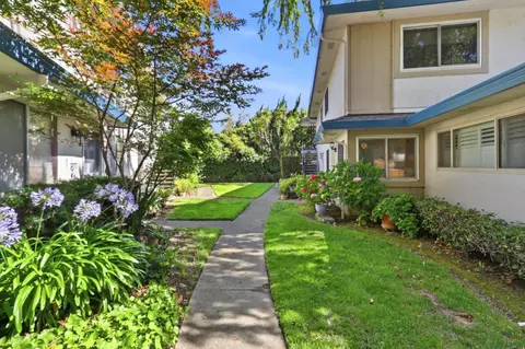 287 Watson Dr 2, Campbell, CA 95008