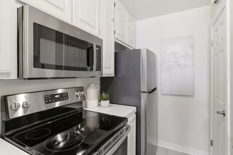 Kitchen - 287 Watson Dr 2, Campbell, CA 95008 photo 4 of 6