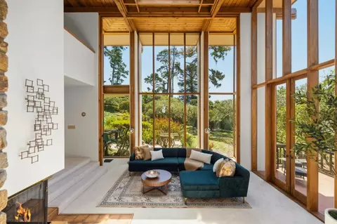 Living - 88 Corona Rd # A, Carmel, CA 93923 photo 4 of 5