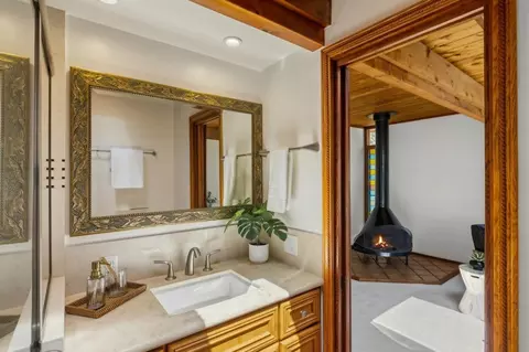 Bath - 88 Corona Rd # A, Carmel, CA 93923 photo 4 of 4