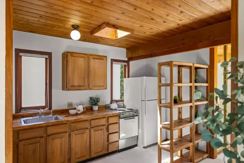 Kitchen - 88 Corona Rd # A, Carmel, CA 93923 photo 3 of 3