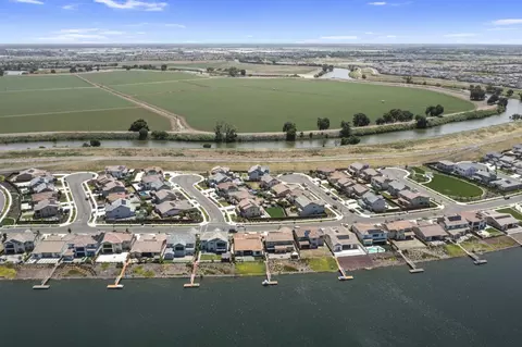 View/Area - 16071 Riverton Ave, Lathrop, CA 95330 photo 10 of 13