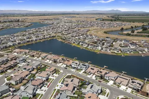 View/Area - 16071 Riverton Ave, Lathrop, CA 95330 photo 6 of 13