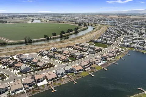 View/Area - 16071 Riverton Ave, Lathrop, CA 95330 photo 9 of 13