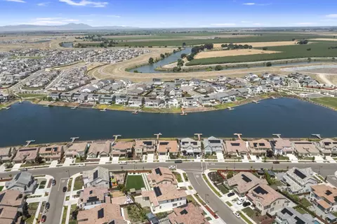 View/Area - 16071 Riverton Ave, Lathrop, CA 95330 photo 5 of 13