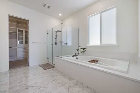 Bath - 16071 Riverton Ave, Lathrop, CA 95330 photo 4 of 4