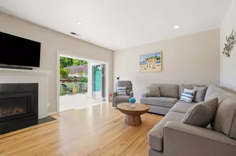 Living - 205 Siesta Dr, Aptos, CA 95003 photo 1 of 3