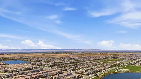 View/Area - 1702 Plumas Dr, Lathrop, CA 95330 photo 6 of 7