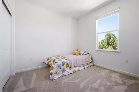 Bedroom - 1702 Plumas Dr, Lathrop, CA 95330 photo 2 of 4