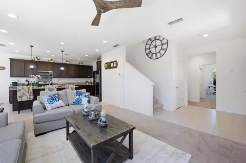 Entry Way - 1702 Plumas Dr, Lathrop, CA 95330 photo 6 of 9