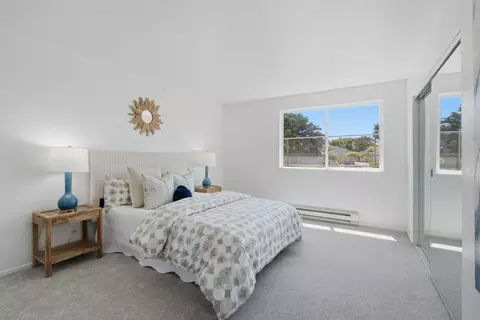 Bedroom - 5017 Palmetto Ave 62, Pacifica, CA 94044 photo 1 of 2