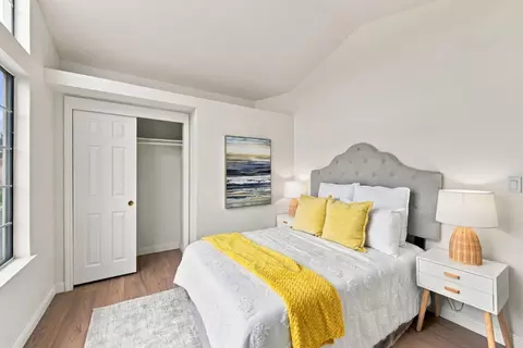 Bedroom - 34281 Eucalyptus Ter, Fremont, CA 94555 photo 2 of 10