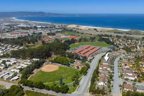 View/Area - 4890 Peninsula Point Dr, Seaside, CA 93955 photo 3 of 12