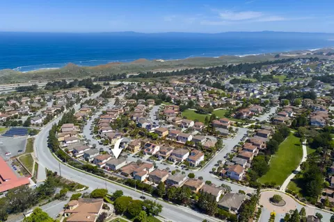 View/Area - 4890 Peninsula Point Dr, Seaside, CA 93955 photo 5 of 12