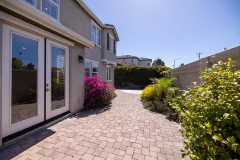 Exterior - 4890 Peninsula Point Dr, Seaside, CA 93955 photo 4 of 7
