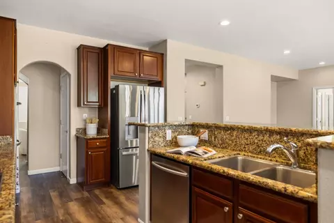 Kitchen - 4890 Peninsula Point Dr, Seaside, CA 93955 photo 6 of 8
