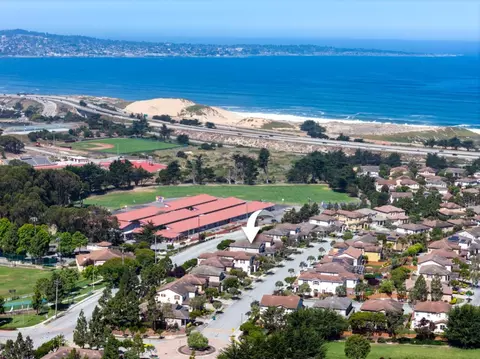 View/Area - 4890 Peninsula Point Dr, Seaside, CA 93955 photo 9 of 12